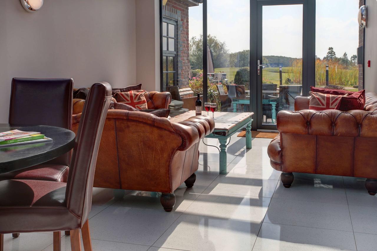 Boarstall Magnolia Park Hotel, Golf & Country Club מראה חיצוני תמונה